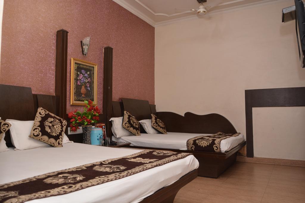 Hotel Yatri International New Delhi Eksteriør bilde
